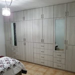 Closet en PVC (3)